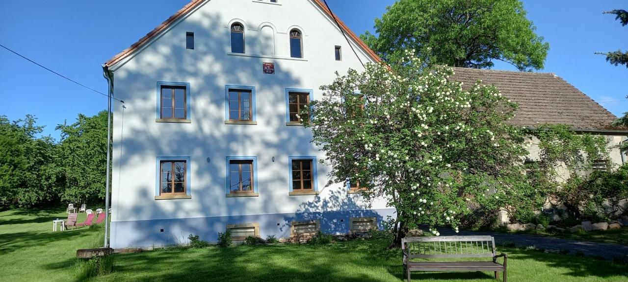 Hotel Biala Kalina Kaczawy Świerzawa Esterno foto