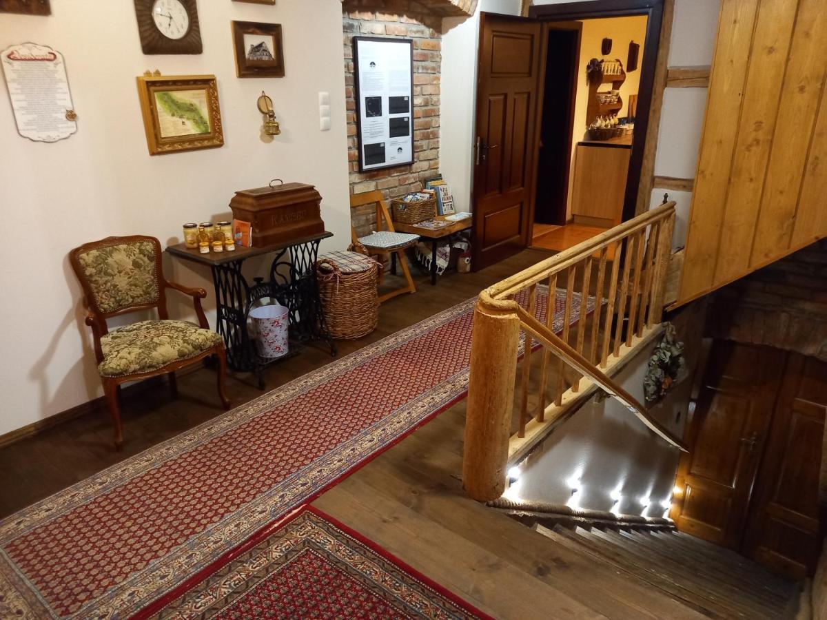 Hotel Biala Kalina Kaczawy Świerzawa Esterno foto