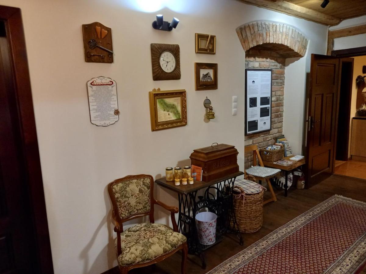 Hotel Biala Kalina Kaczawy Świerzawa Esterno foto