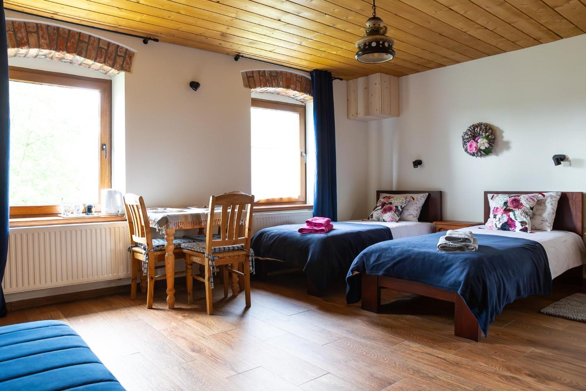 Hotel Biala Kalina Kaczawy Świerzawa Esterno foto