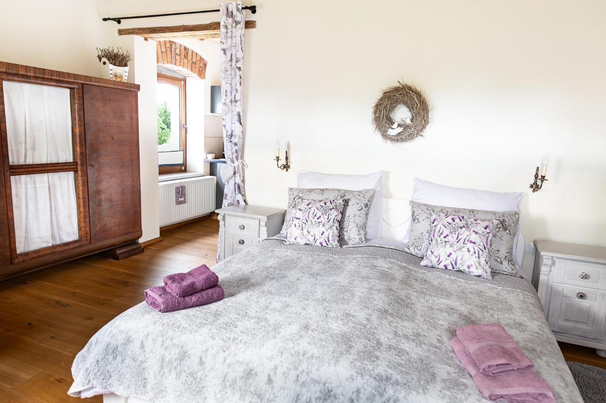 Hotel Biala Kalina Kaczawy Świerzawa Esterno foto